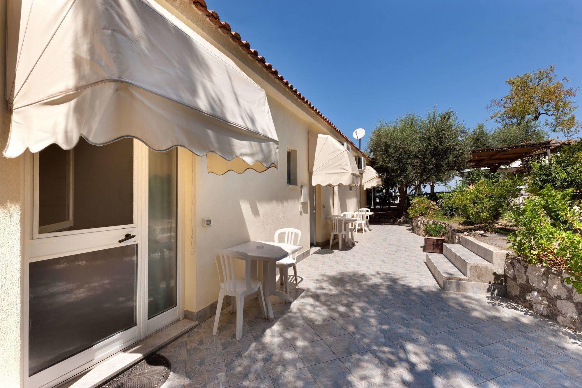 Villaggio Villa Lubrense Massa Lubrense Exterior photo